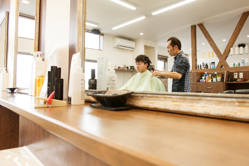 伝説の店 | よっしー | メンズ脱毛&エステ店経営《山口県宇部市》