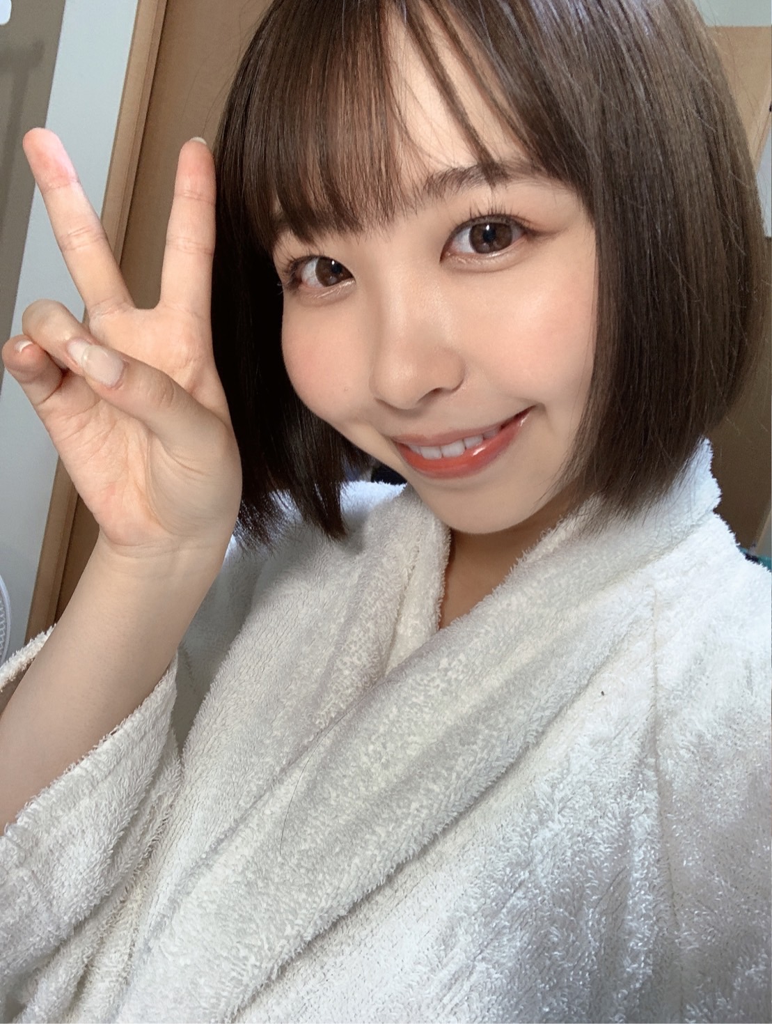 加賀美さらが2024年10月で引退、結婚を発表「自分がAV女優としてしたい事とできる事の全てをやりきりました。」 – AV女優2chまとめ