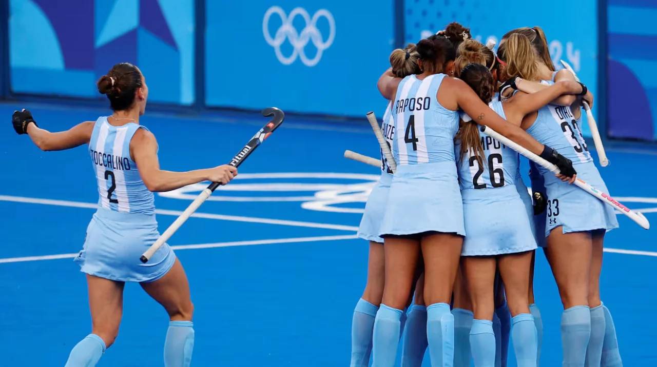 LAS LEONAS DEBUTAN