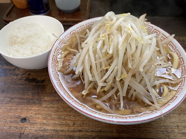 奥様のリクエストは・・・次郎系ラーメン‼ ＠ 初の『めんじろ』さん（茨城県水戸市平須町） - おやじボクサー（57歳。