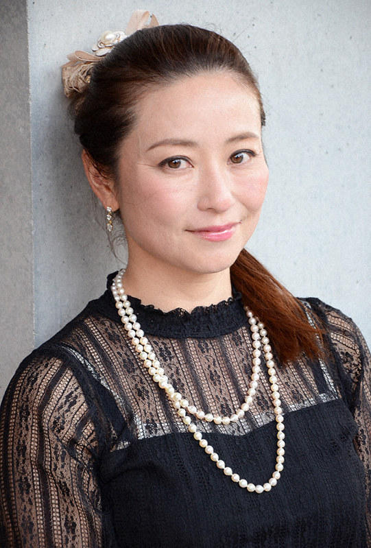 AV問題：元トップ女優、小室友里さん 今のAVは 「心は置いてけぼり、体はフルオープン」 | 毎日新聞