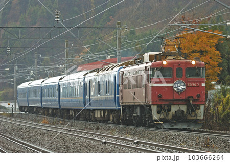 日本海」撮影地 （塚本～宮原総合運転所） - 新・陸と空