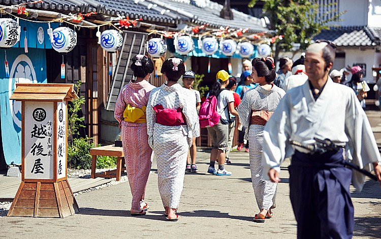 2024年】有馬温泉すぐ！昼と夜桜ライトアップ | 神戸ステイ【兵庫スポット案内】が投稿したフォトブック