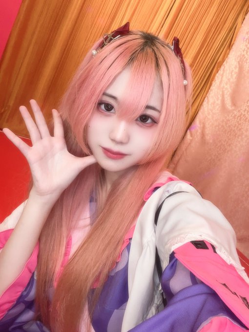 コスプレ】「ホロライブ」星街すいせいが美しいアイドル衣装で参上！人気レイヤー・一条はな【写真9枚】 9枚目の写真・画像 | アニメ！アニメ！