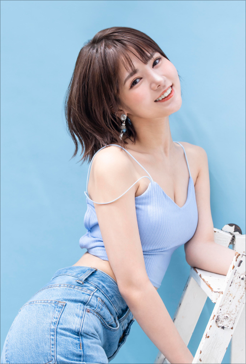 みんな大好き 本田莉子が童貞さんの夢叶えます！ Dream SEX!! AV女優本田莉子が素人童貞宅で筆・お・ろ・し