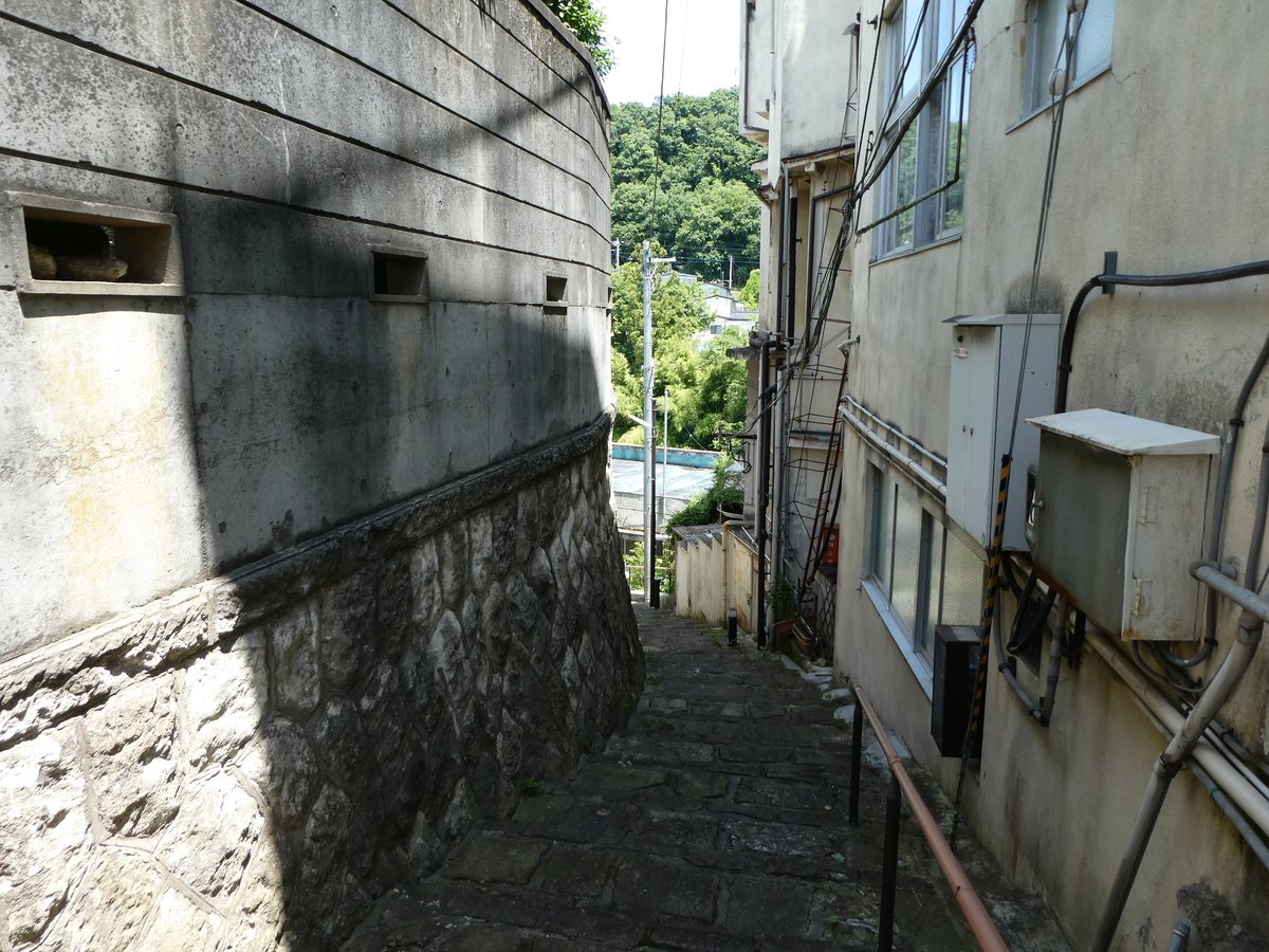 福島市の温泉・日帰り温泉・日帰り入浴 - 福島市飯坂の足湯 ちゃんこちゃんこの湯 |