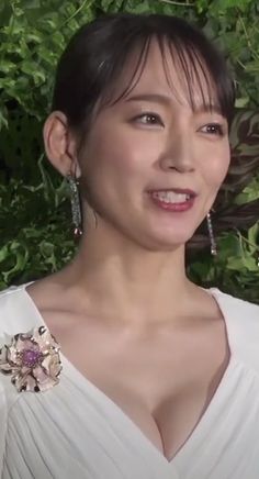 吉岡里帆」のアイデア 240 件【2024】