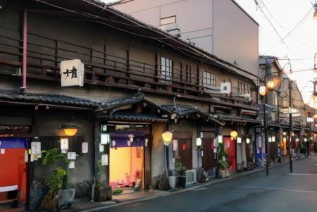 A shopping street near Tobita