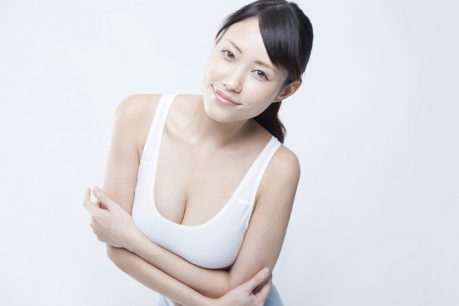 Amazon.co.jp: 「疲れたの？大丈夫？おっぱい揉む？」疲れた僕をたゆんたゆんの美巨乳で癒してくれる彼女 eBook :