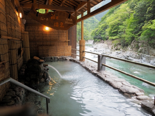 甲賀温泉（滋賀県）】｜滋賀県でも珍しいヌルヌル温泉！評価が分かれる理由を探るの巻