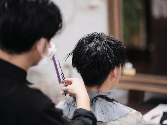 30代からの大人紳士のための理容室【DEAR BARBER（ディアバーバー）】 | 大阪・天王寺・北浜