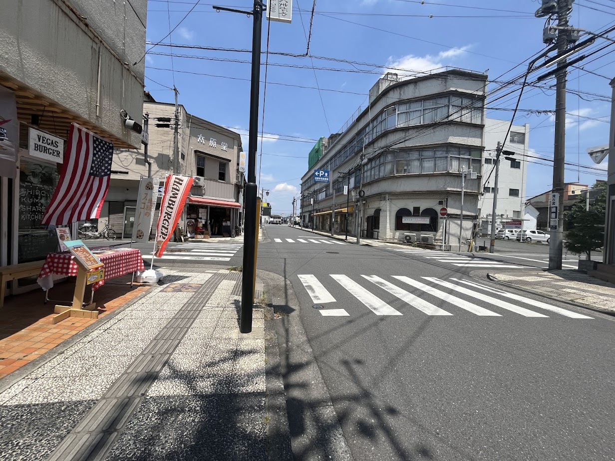 ベガスベガス新宿東南口店 - みんパチ