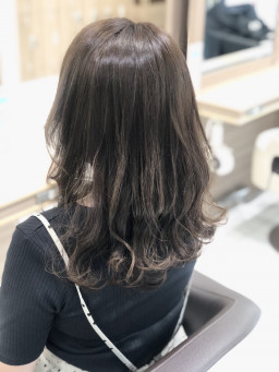 ショコラアッシュカラー | SHEER新小岩店(シアシンコイワテン)のヘアスタイル | 美容院・美容室を予約するなら楽天ビューティ