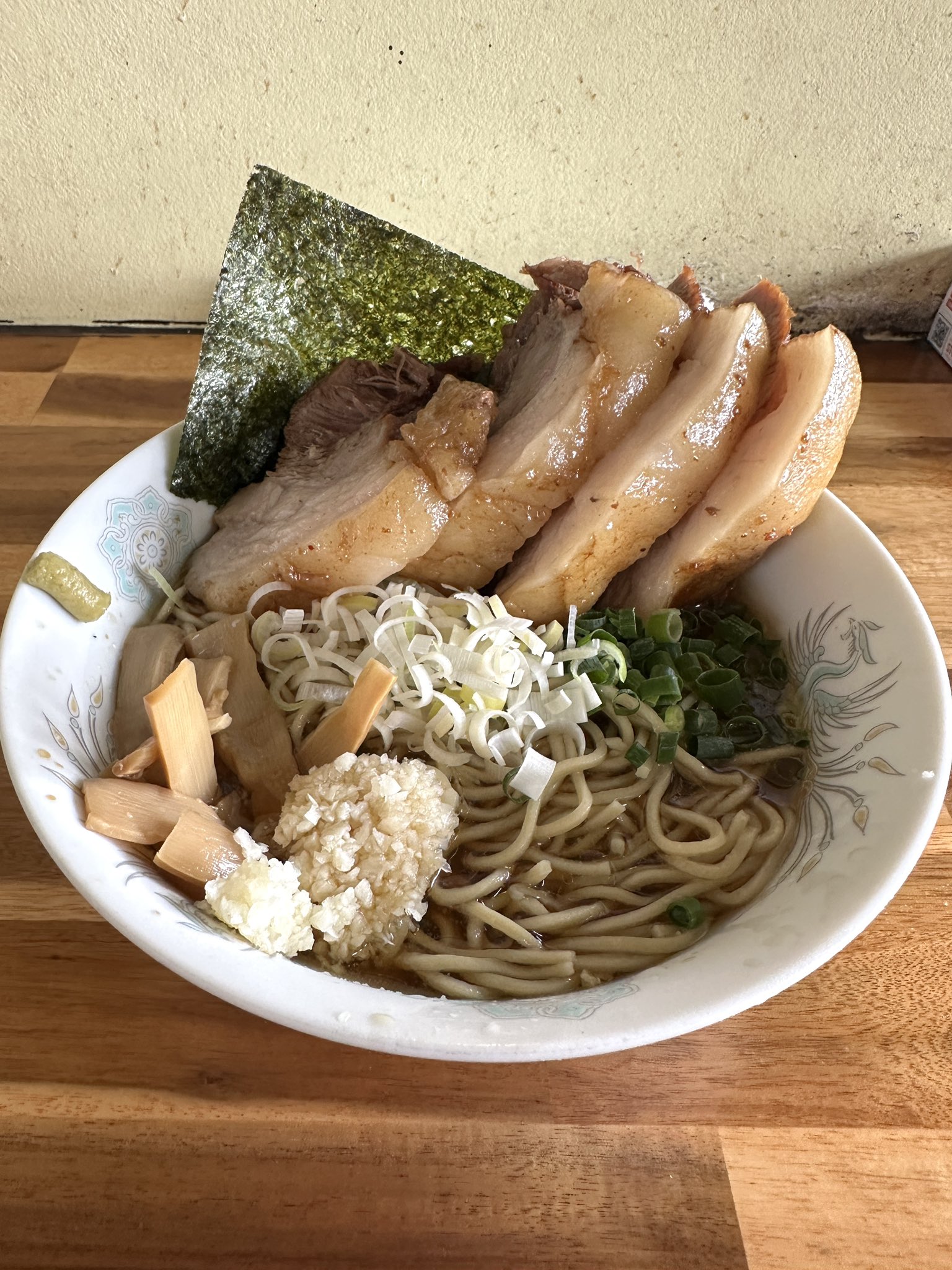 ラーメンWalker茨城」イチ押し！名店「めんじろ」の1日30杯限定メニュー｜ウォーカープラス