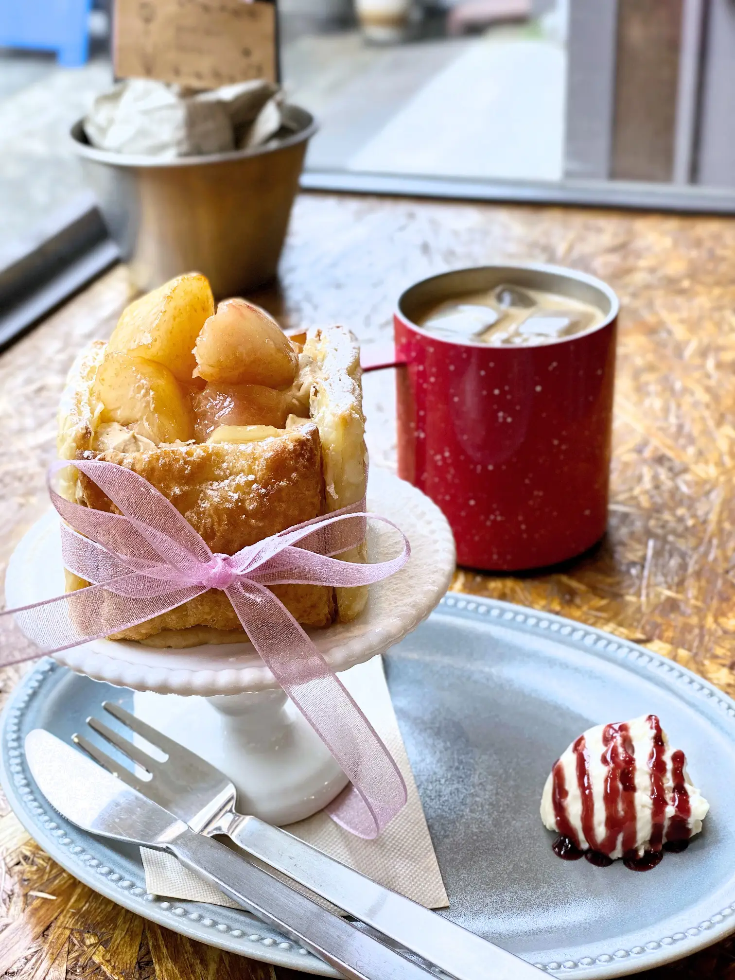 ケーキは愛知県大須のSTRAWBERICH