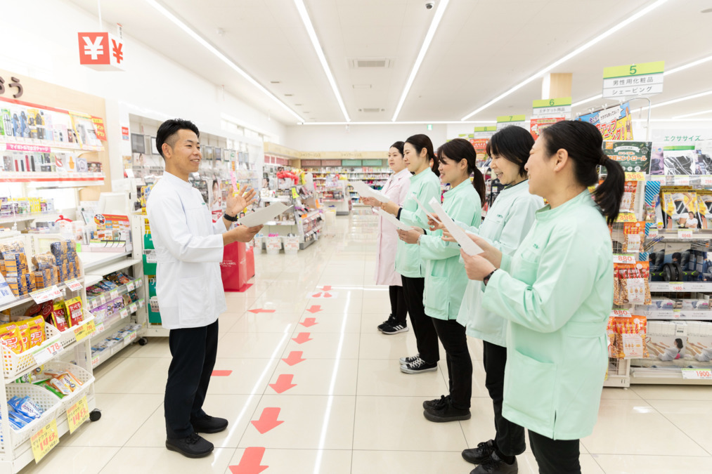 時給が高い順】伊賀神戸駅のガールズバー(ガルバ)男性求人・最新のアルバイト一覧