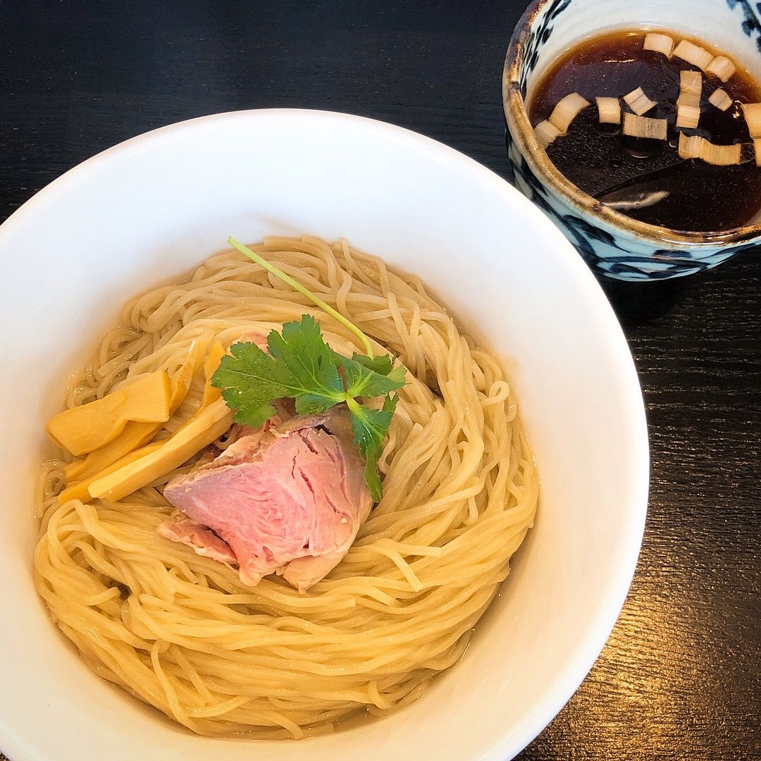 湘南台の「53's Noodle（ゴミズヌードル）」にて醤油そば : Dales Mivisのラーメン、一人飲みなど