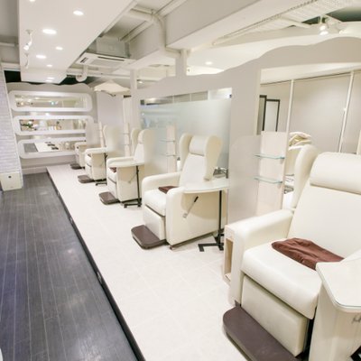 Nail salon Diva 梅田店（ネイルサロンディーバウメダテン）