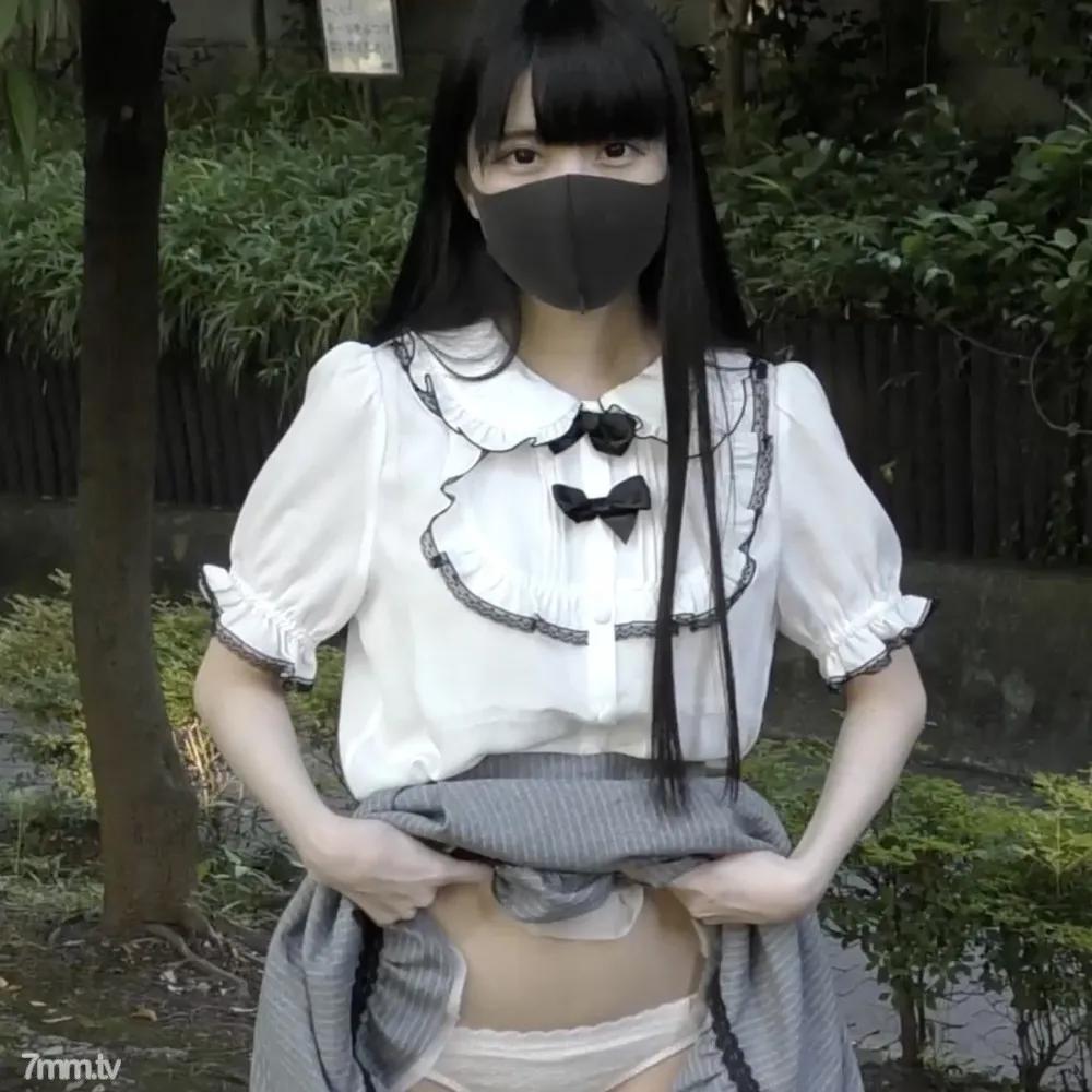 インサイト 肉感少女 露出狂は近所のお姉さん？「麗」1/4