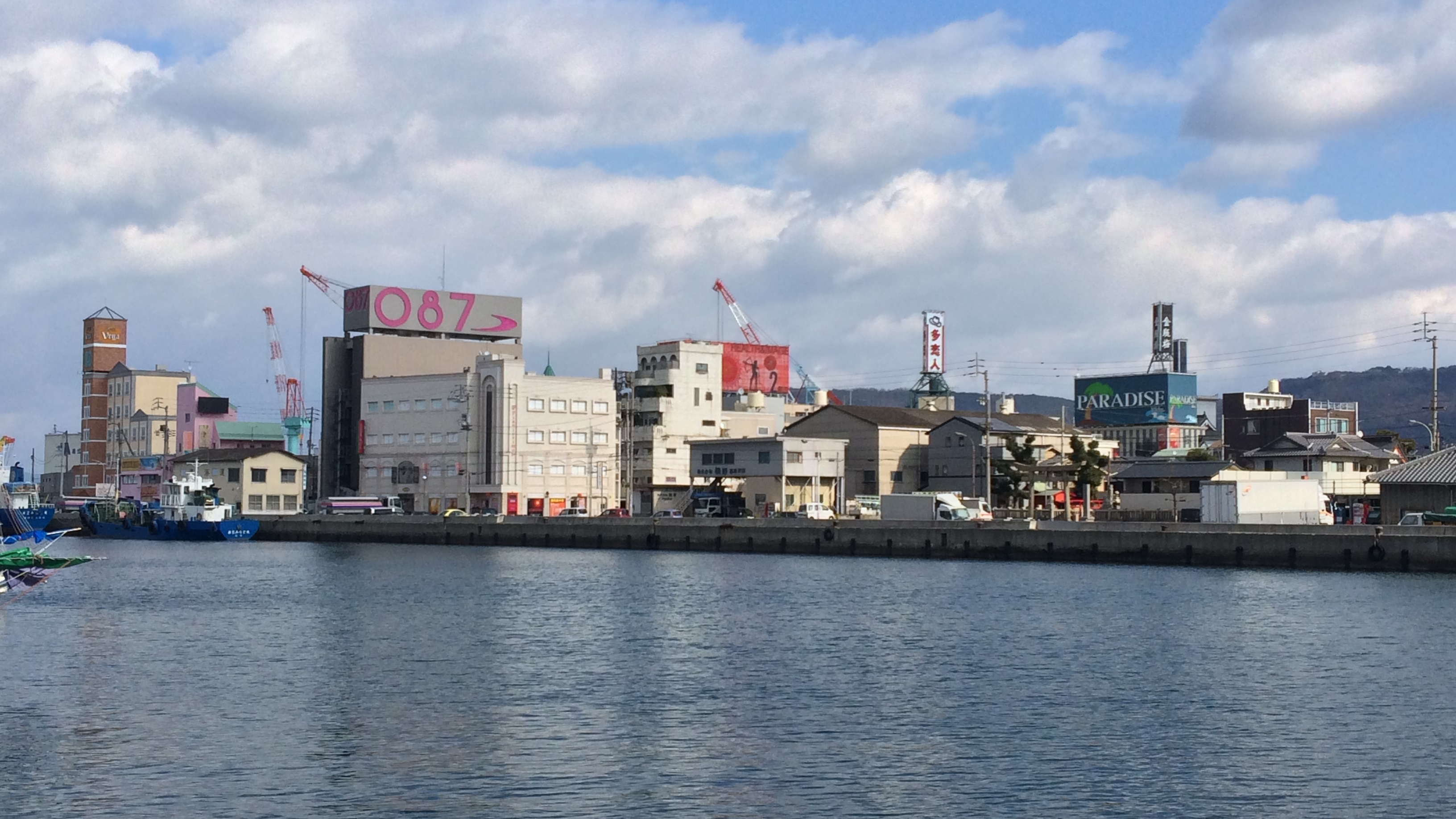 香川県・高松の人気の風俗街、八重垣新地（城東）｜笑ってトラベル：海外風俗の夜遊び情報サイト