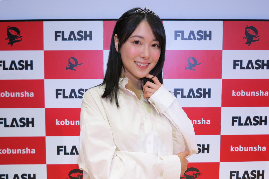 橘舞、“全裸風ポーズ”挑戦で美谷間ちらり「ミスFLASH2023」卒業グラビア第2弾 - モデルプレス