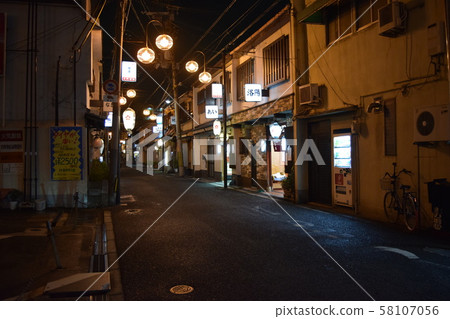 飛田新地（大阪市）/Tobita Shinchi :