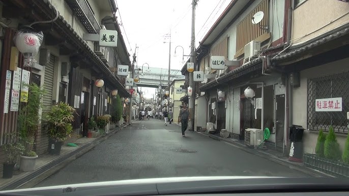 Las chicas cariñosas en Osaka